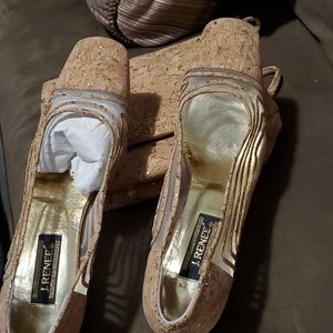 Women JRenee Cork mesh shoes + bonus sz 11M